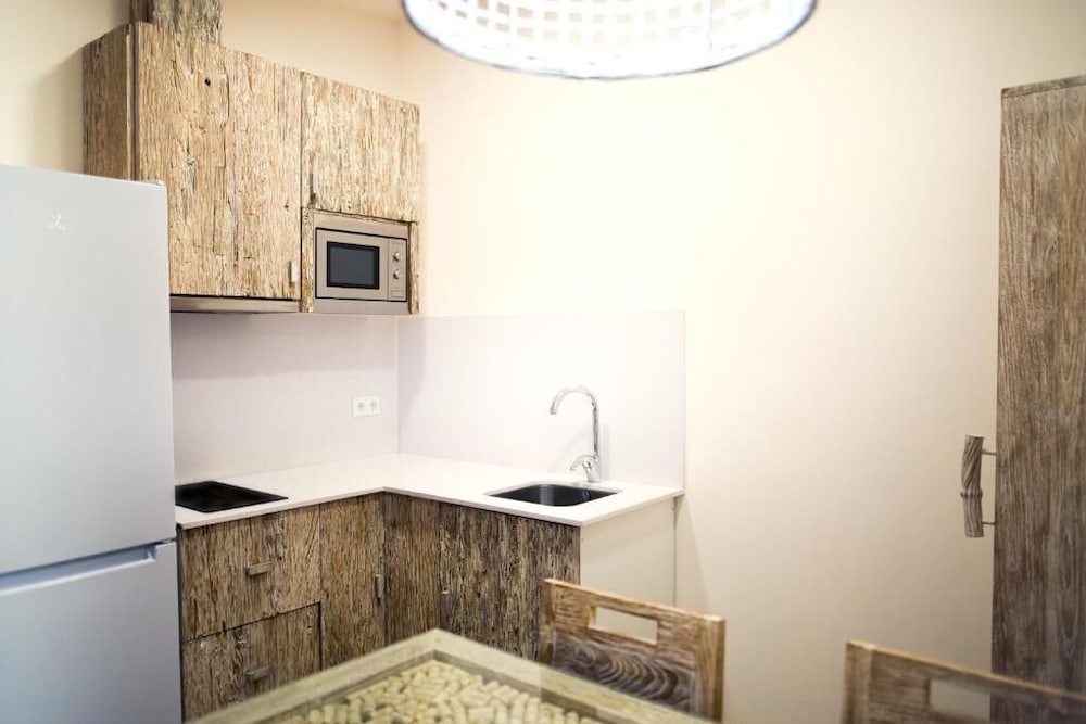 La Bodega Suites 4/38