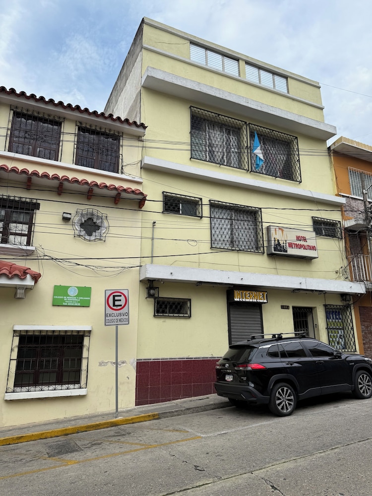 Hotel Metropolitano 20/24
