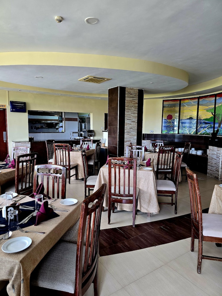 Vittoria Suites 44/50
