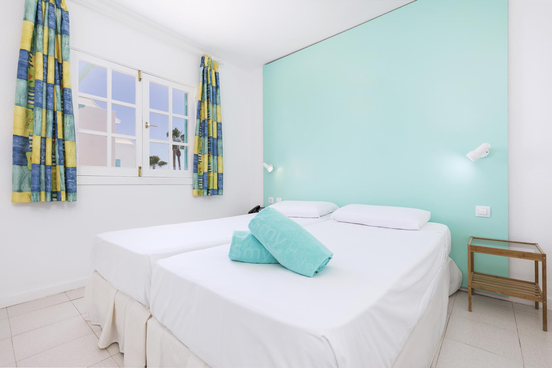 1 Bedroom, Lounge, Pool Side, Balcony or Terrace