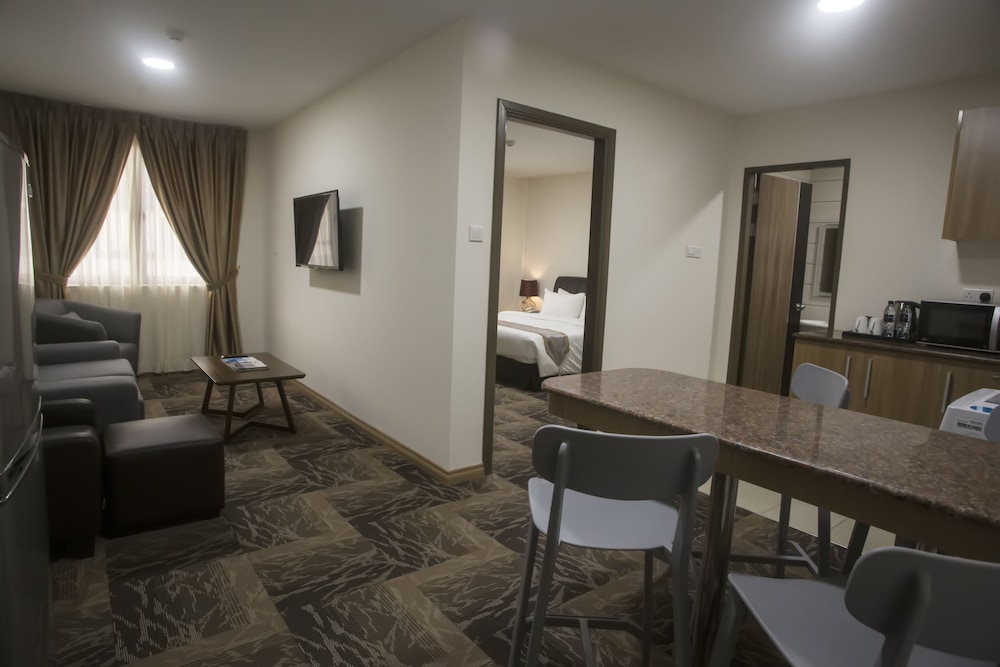 Al-Afiah Hotel 57/63