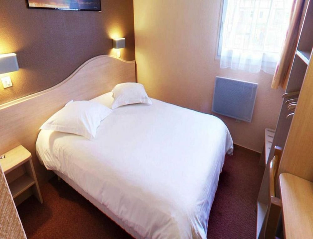 Hotel Le Relais Du Parisis 7/50