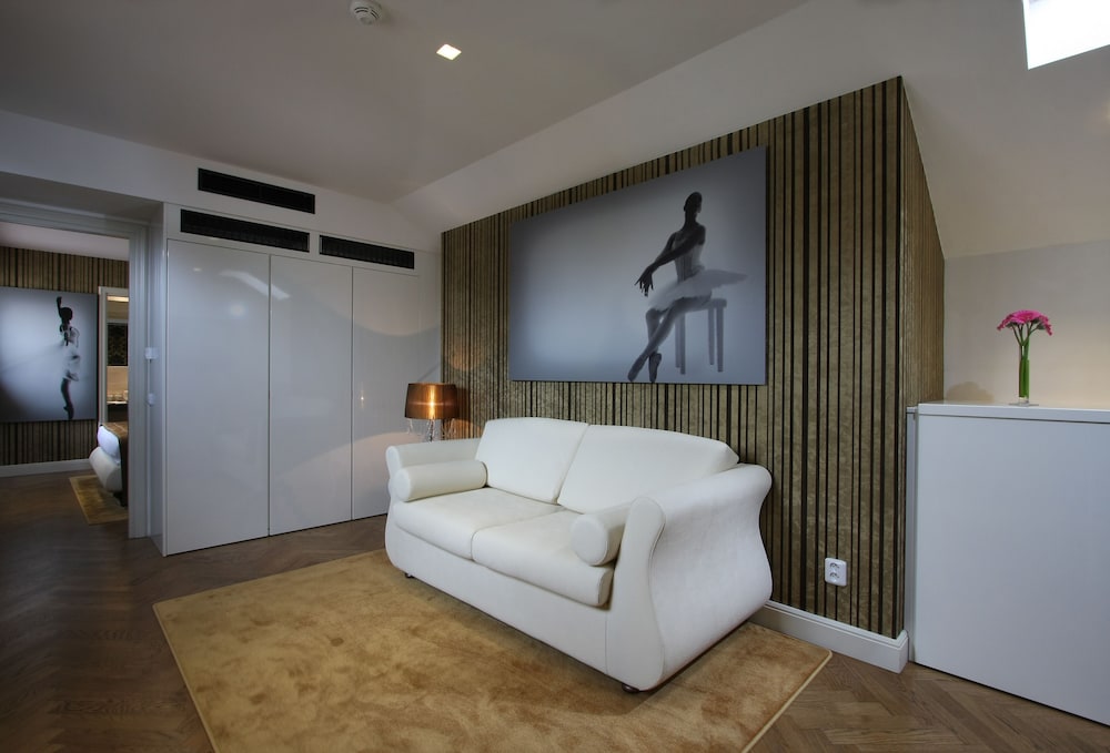Numa I Flow Rooms & Apartments 40/67