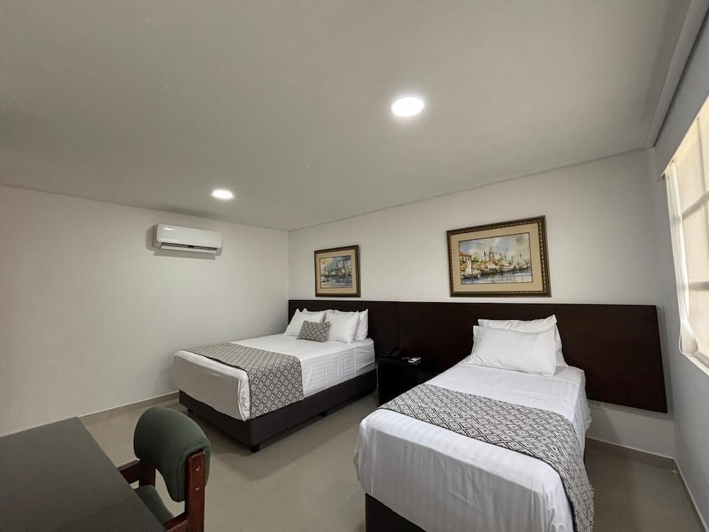 Hotel San Martin 25/49