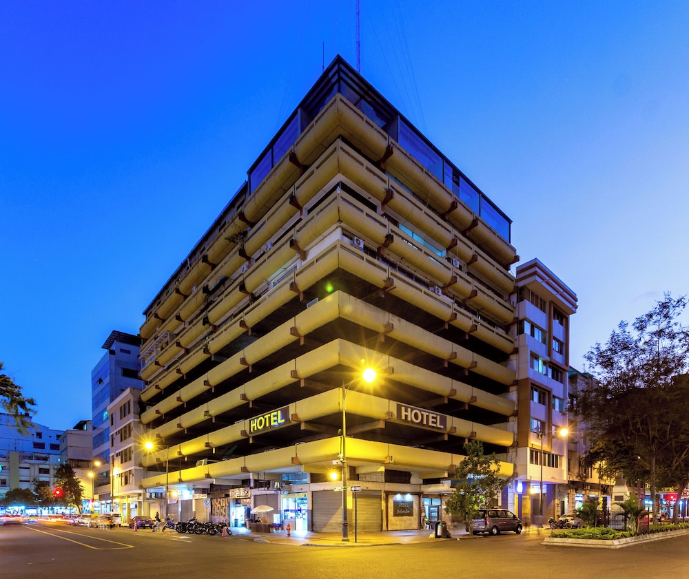 Hotel Malecon Inn 2/67