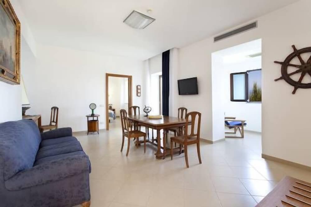 Villa Angelina 23/48