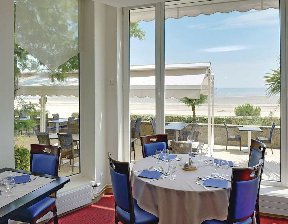 Hotel Vacances Bleues Villa Caroline 32/50