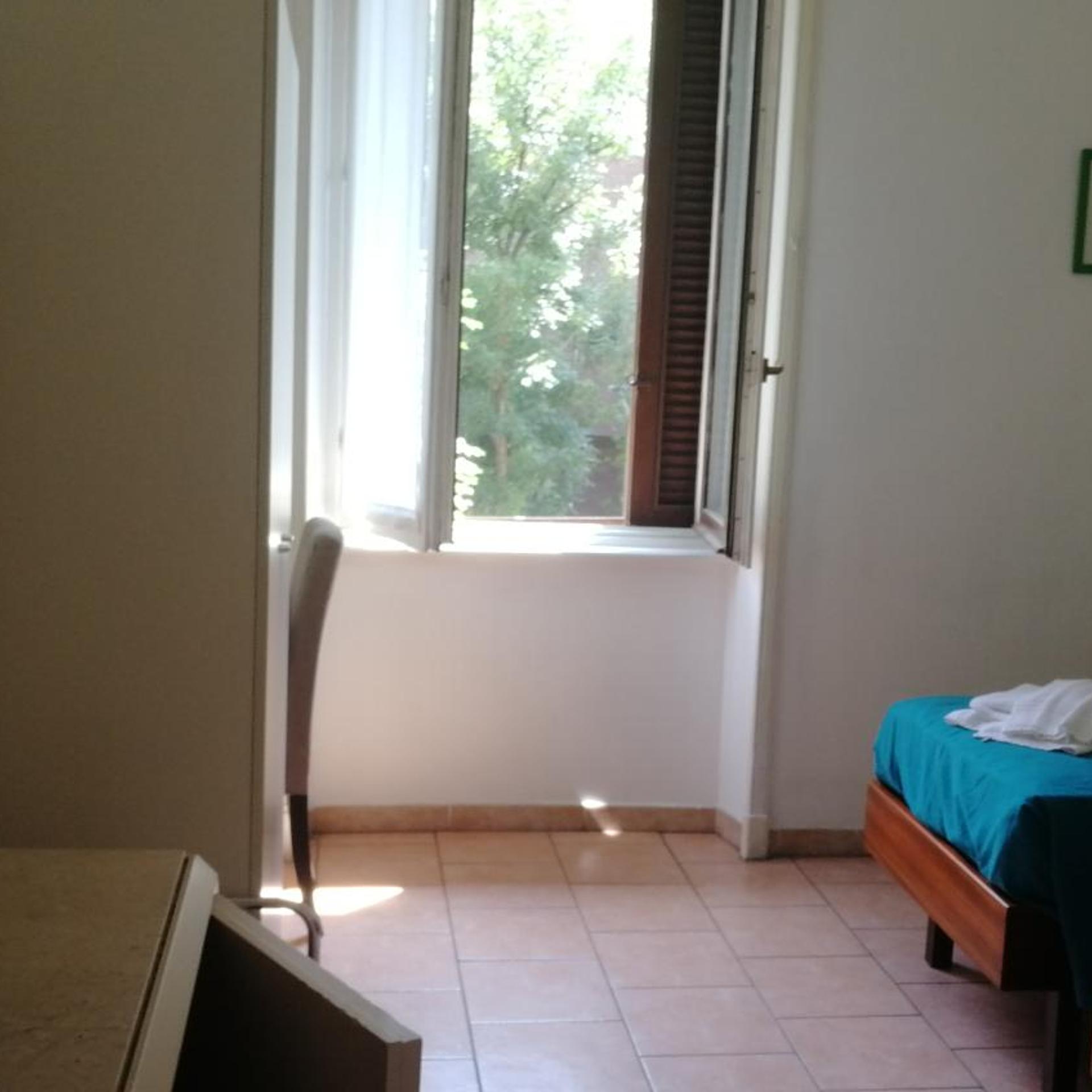 Hotel Gambara 4/50