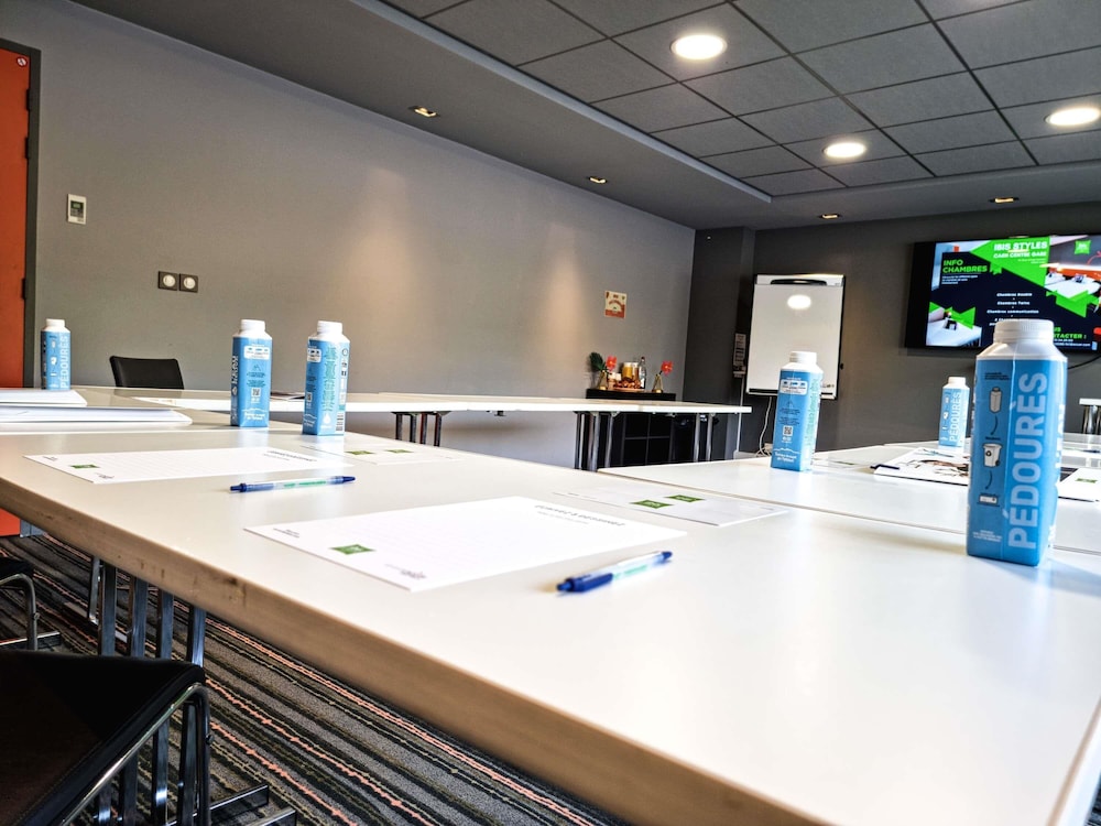 IBIS STYLES CAEN CENTRE GARE 6/60