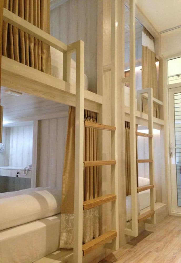 Lady M Hostel At Suvarnabhumi Airport - Female Only 32/49