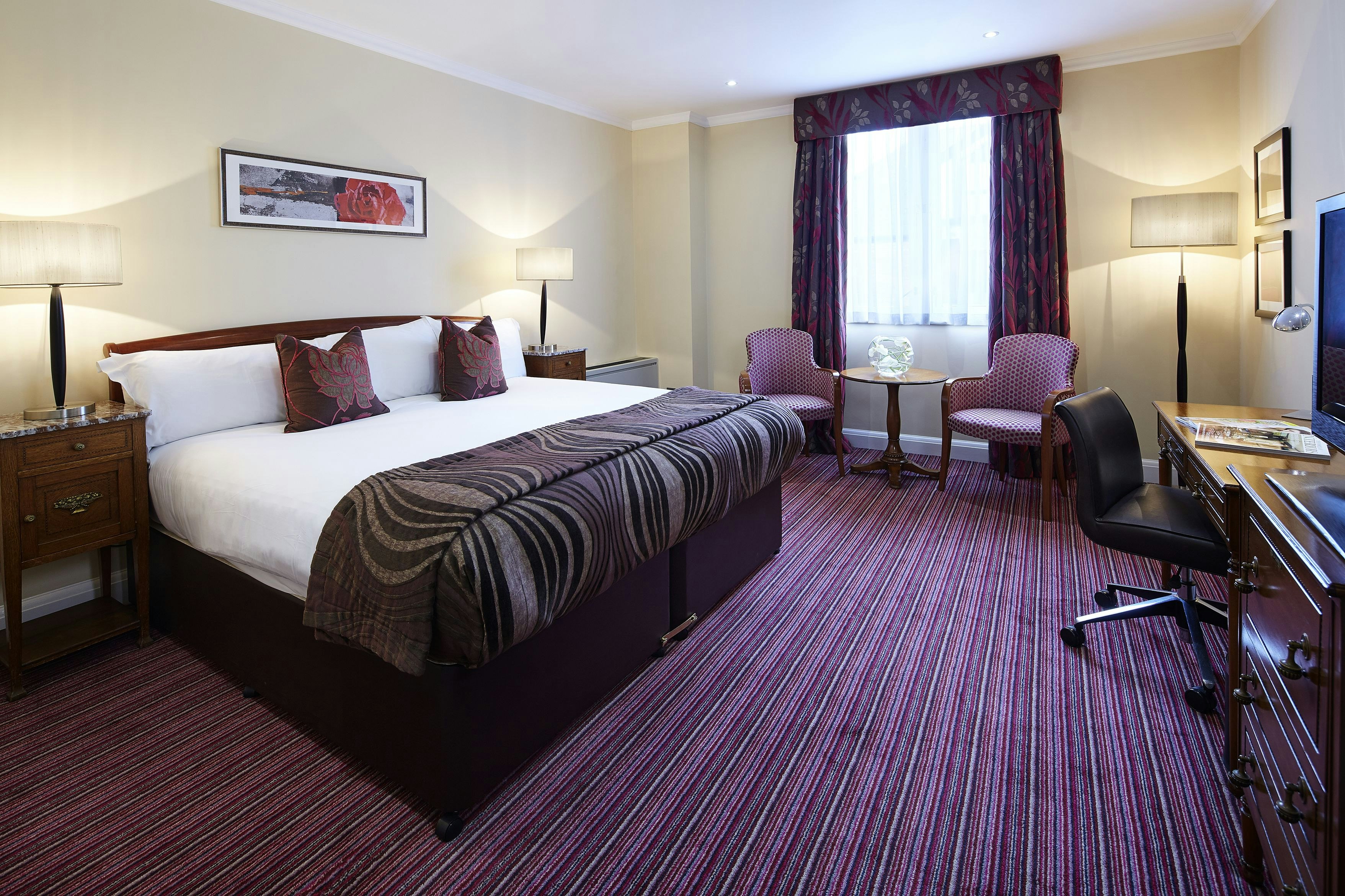 Executive, King Bed