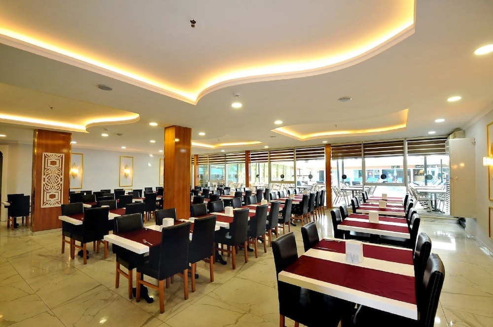 Grand Barhan Hotel 49/50