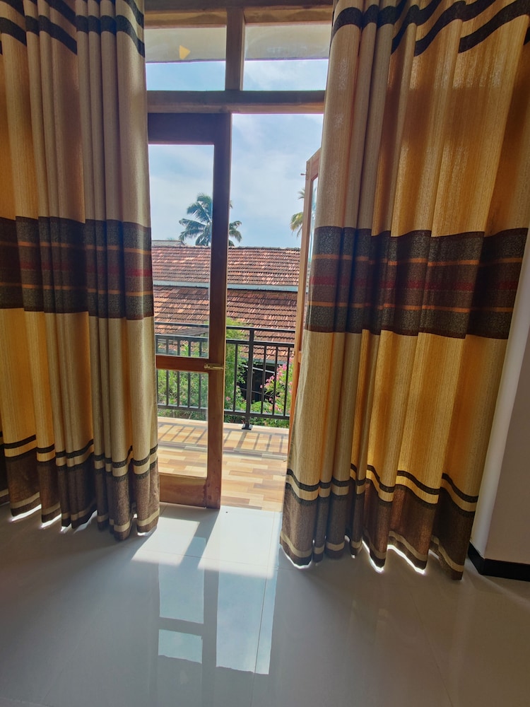 Randi Guest House - Mirissa Beach 27/51