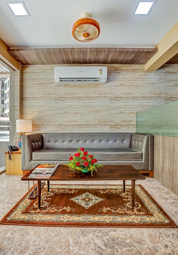 Ashok Deluxe Apartments photo2