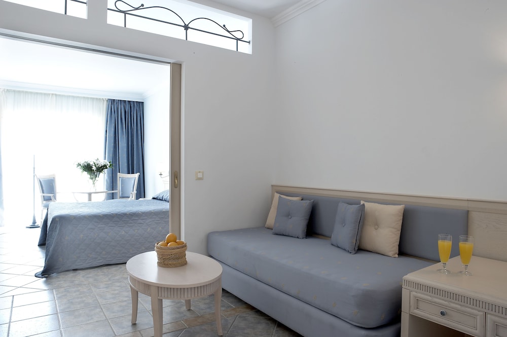 Lindos Princess Beach Resort & Spa 48/65