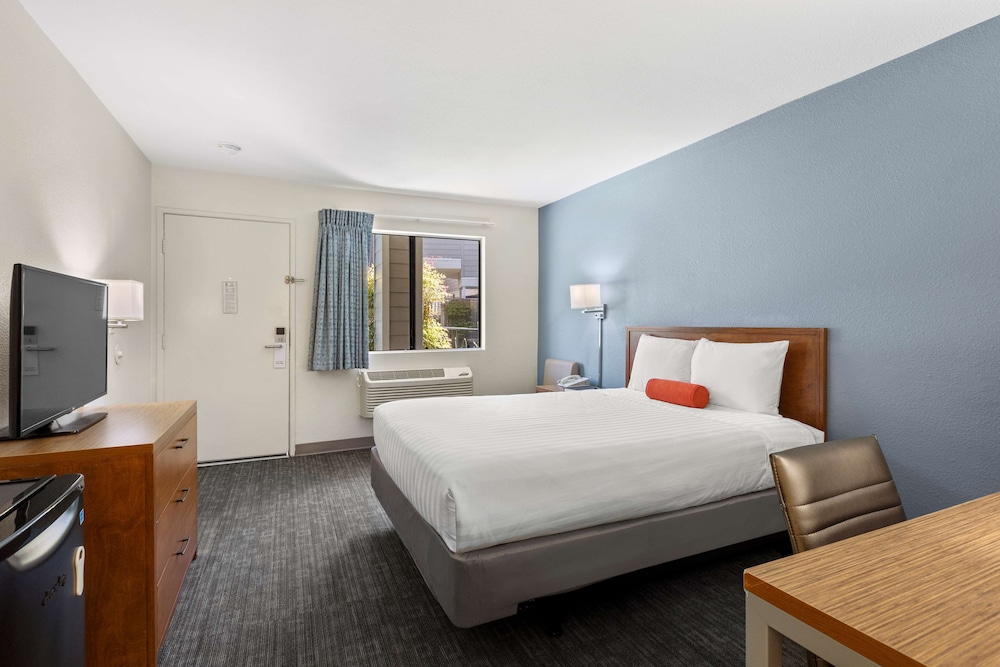 Good Nite Inn Calabasas 19/29