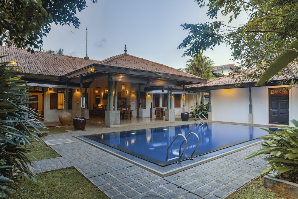 Villa Republic Bentota 46/50