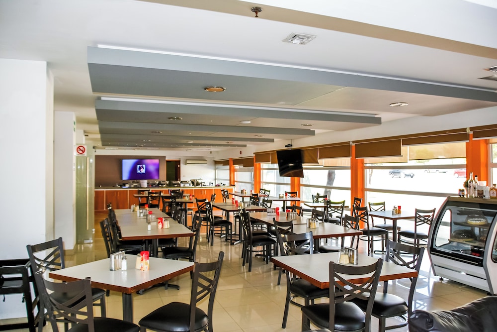 Copper Canyon Boutique Hotel 30/48