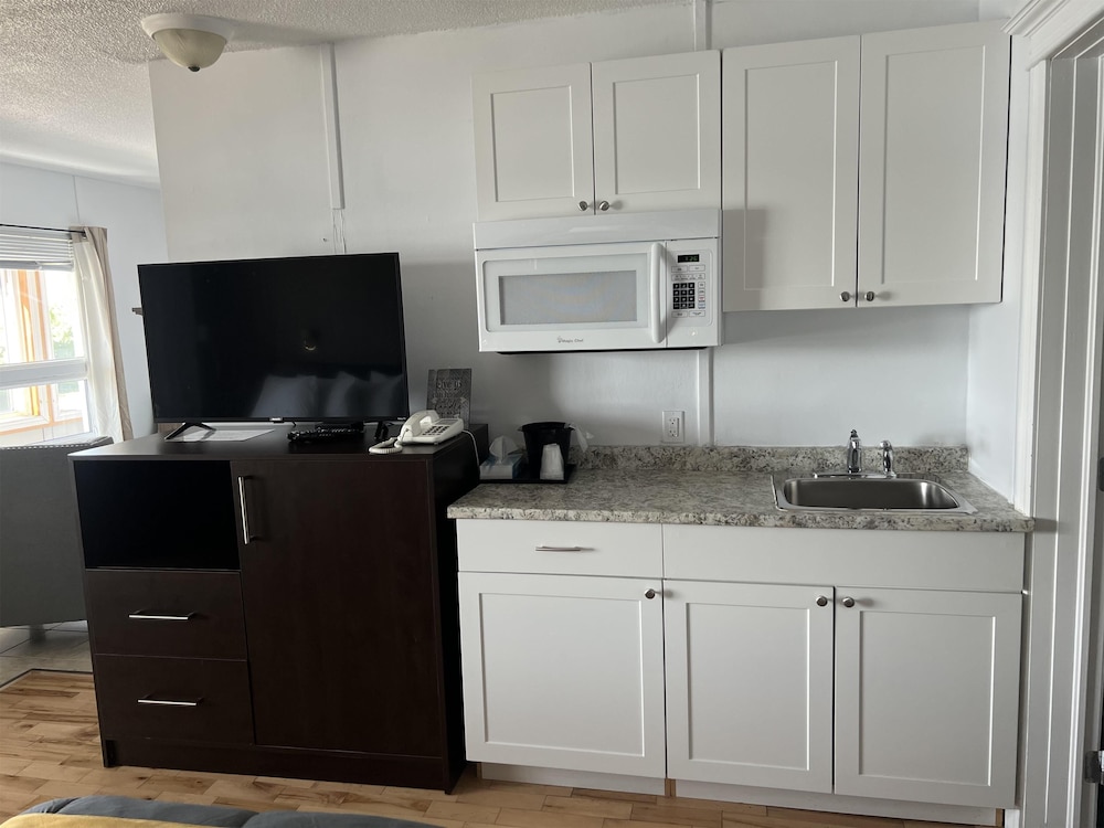 Harbourview Inn, SureStay Collection by Best Western 39/49