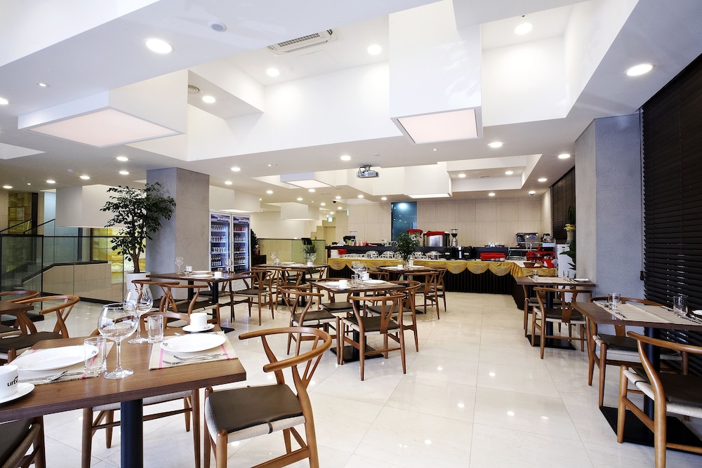 URBAN BOUTIQUE HOTEL 21/32