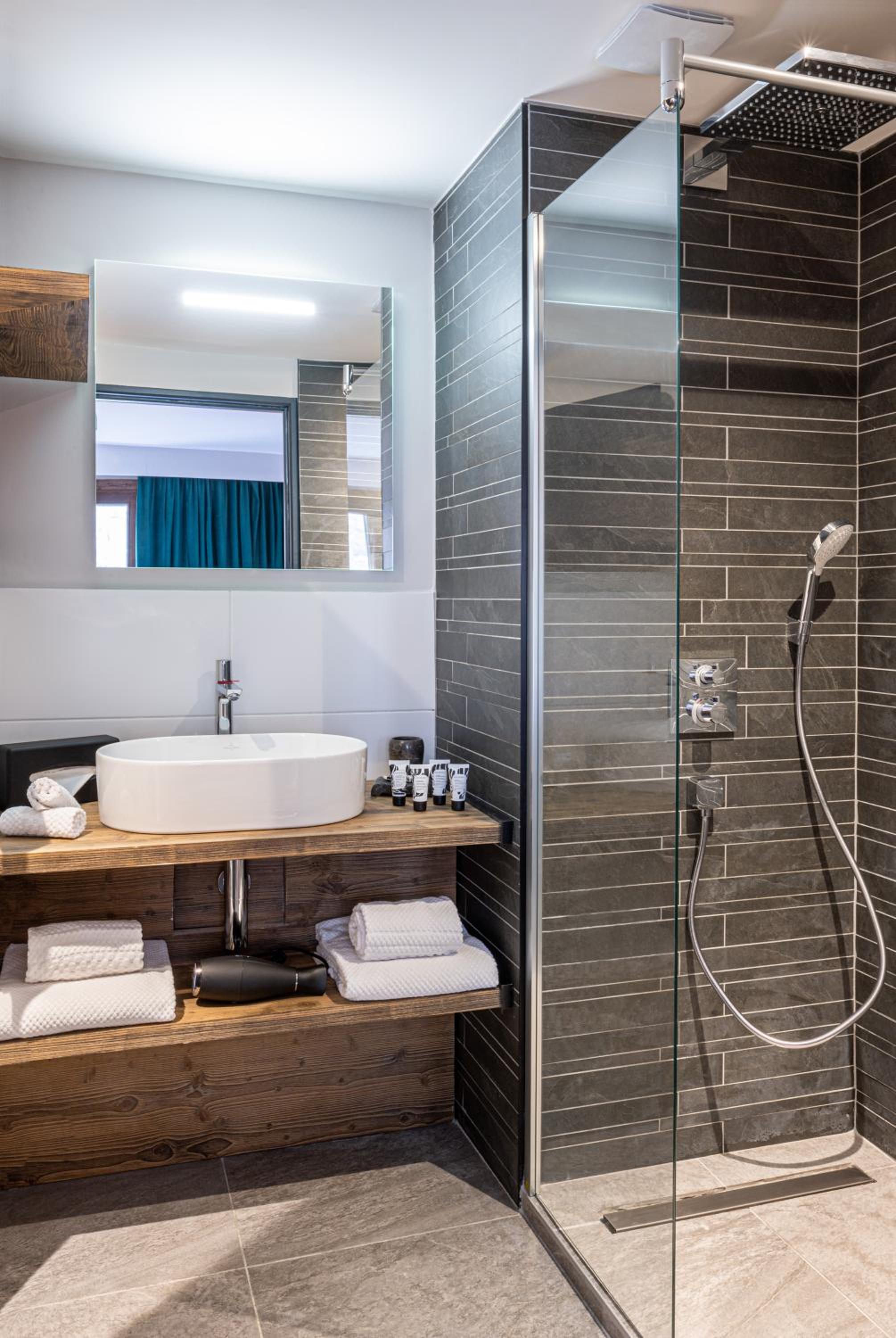 Room, Double Bed, Village View، Tetras Lodge 8/8