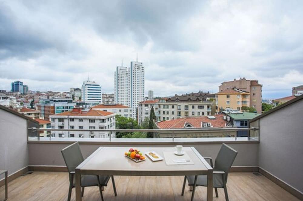Tzl Suites 60/69