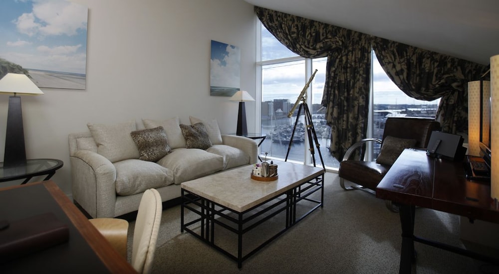 Salthouse Harbour Hotel 35/48