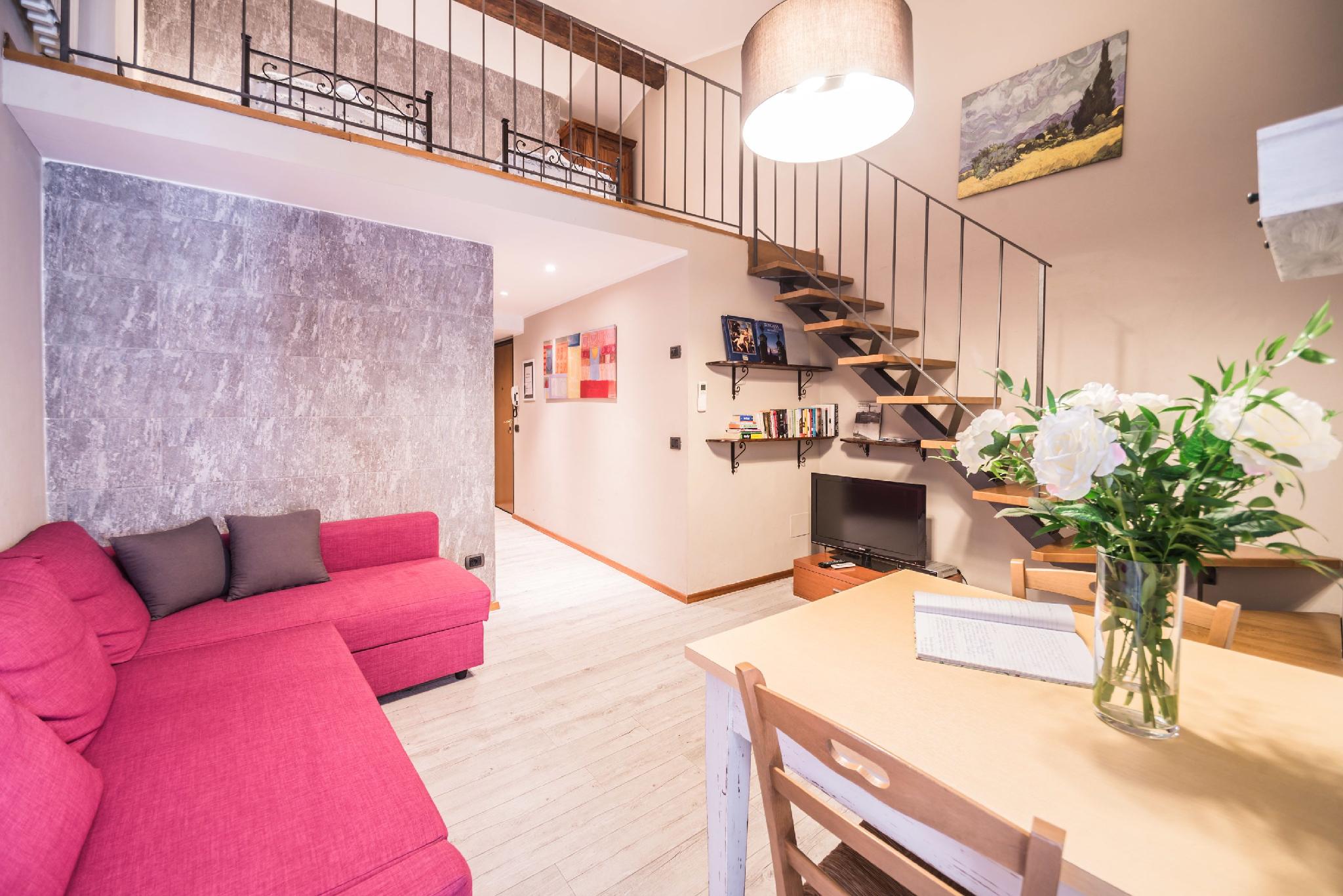 A Few Steps to The Duomo Beautiful 2BD Apt 41/50