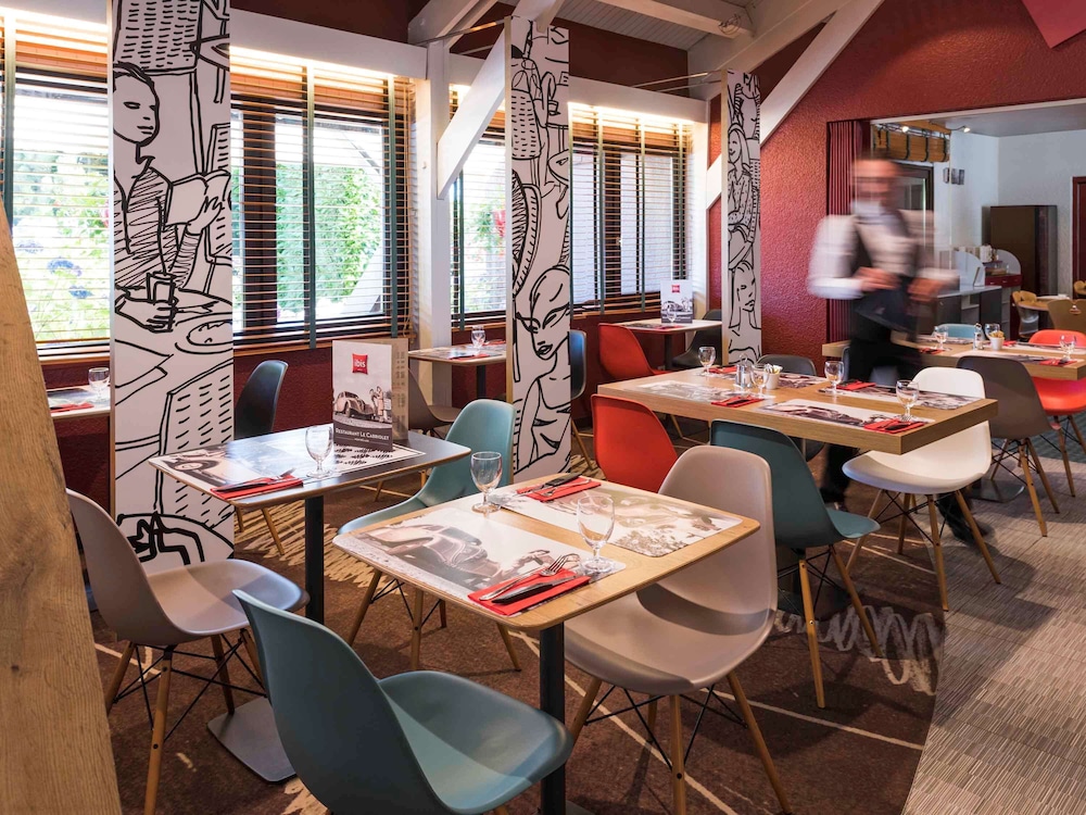 restaurant cafeteria