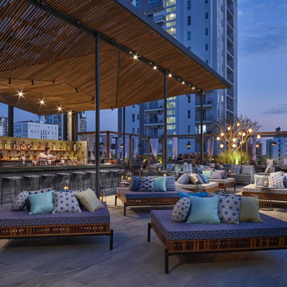 Baitong Hotel And Resort Phnom Penh 41/47