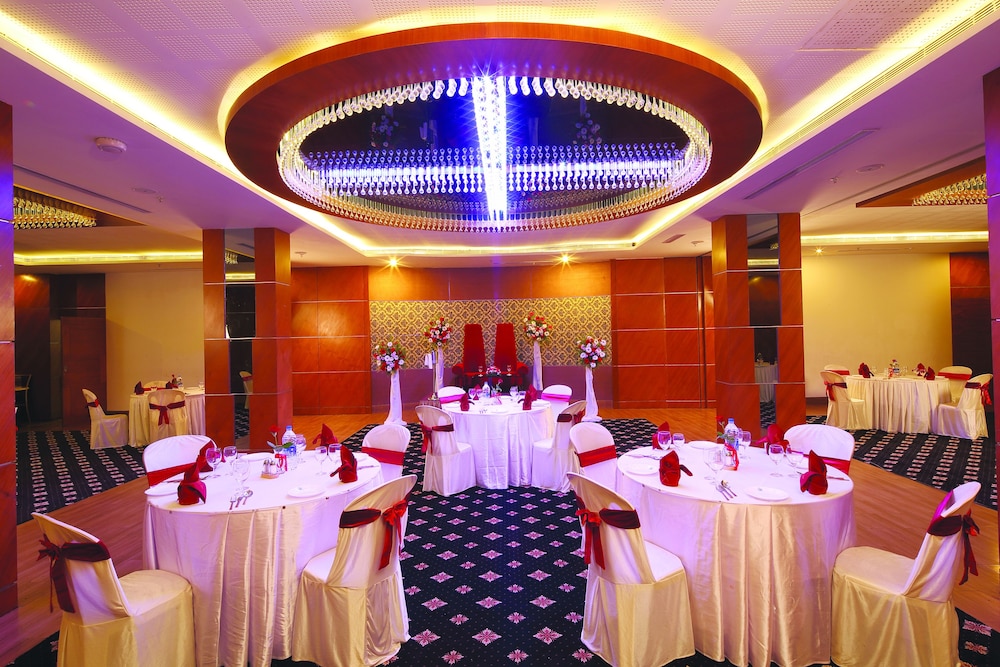 Windsor Rajadhani 17/22