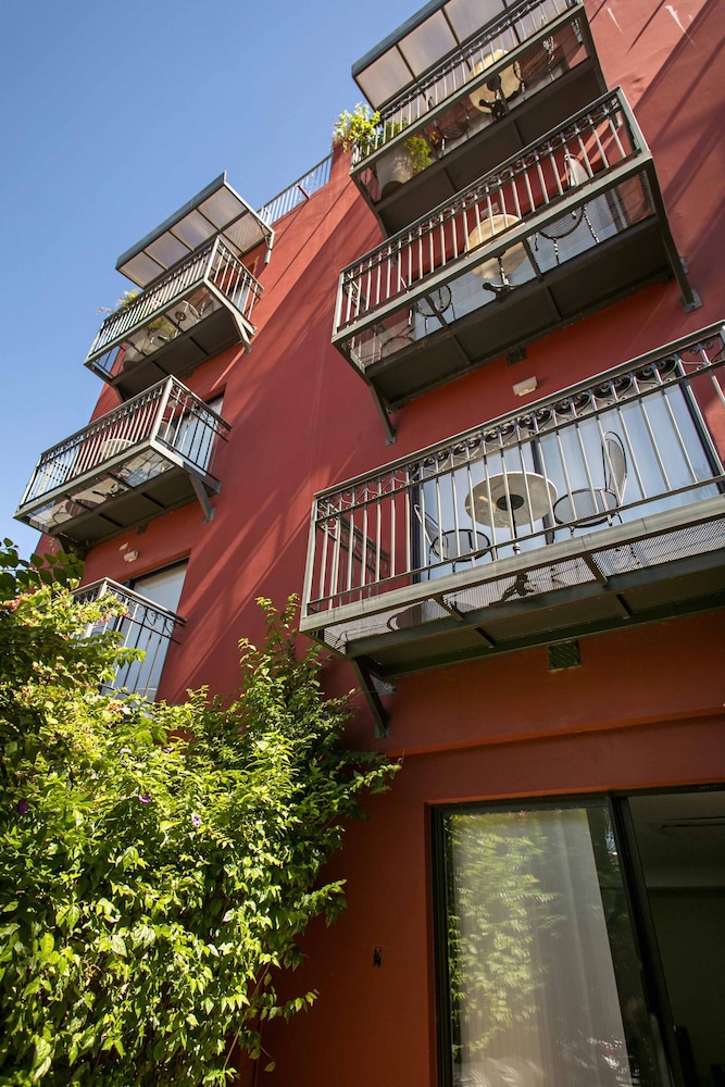 LAS LOMAS CASA HOTEL 2/75