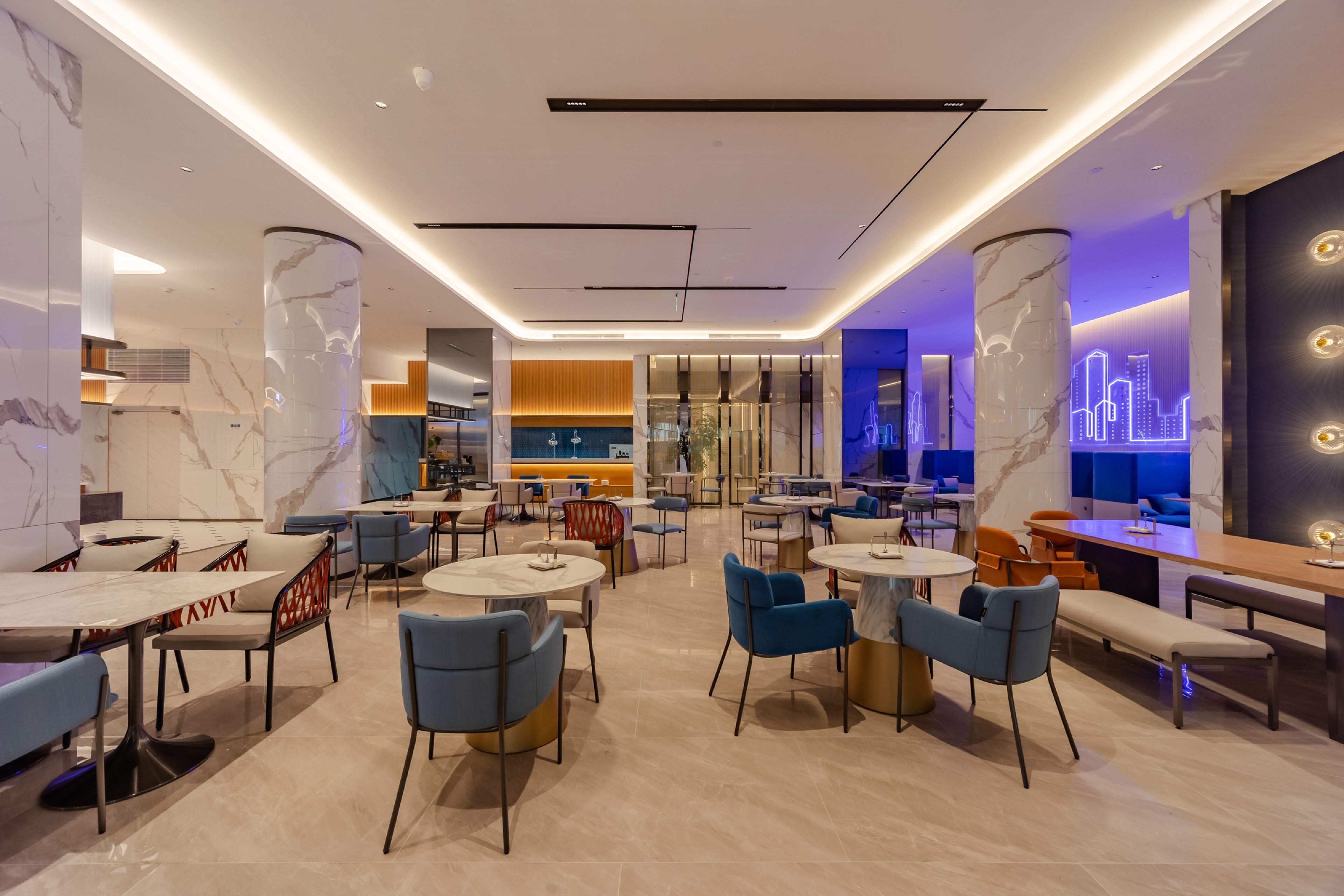 HOLIDAY INN EXPRESS HEFEI DOWNTOWN 55/80