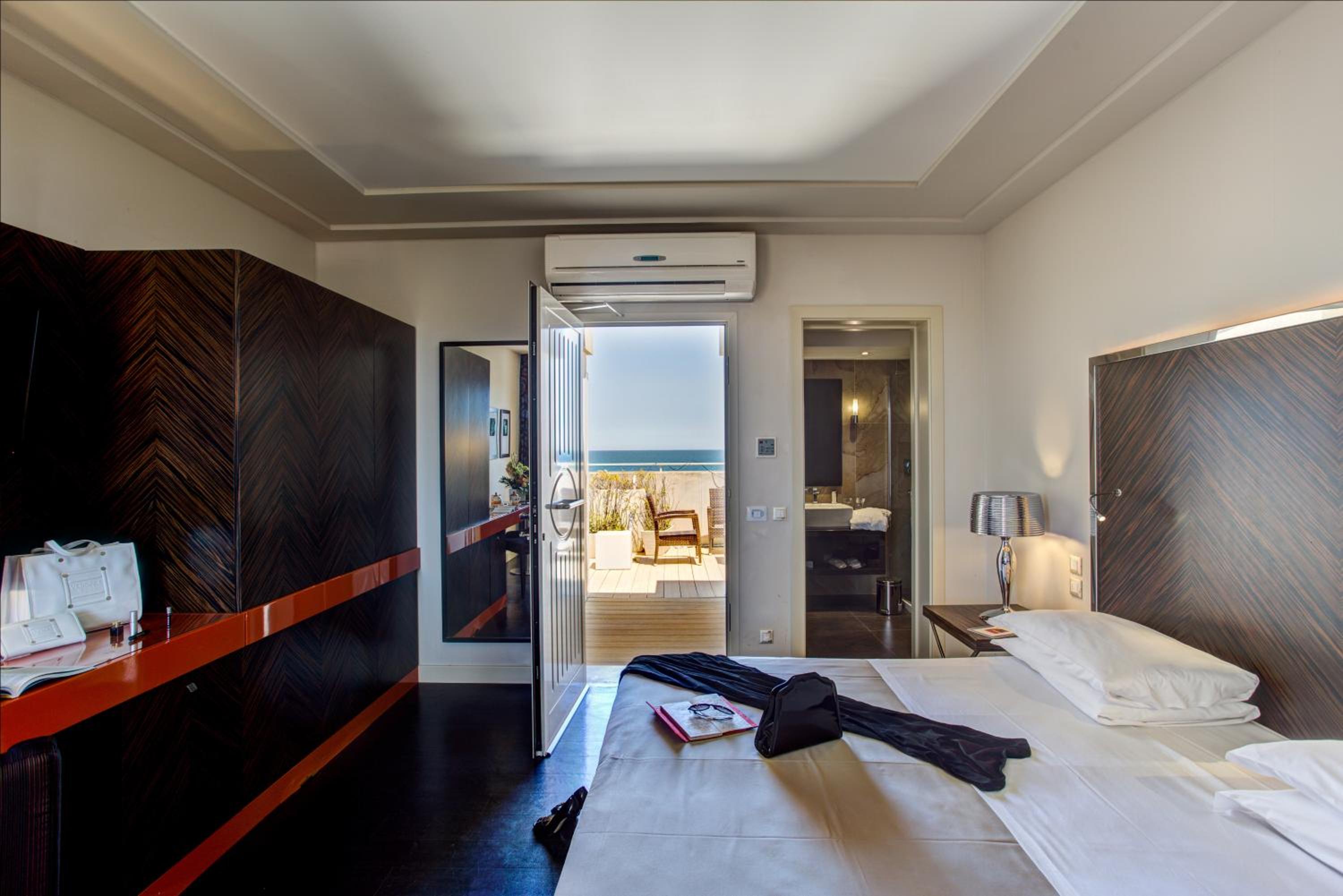 Hotel Byron Rimini 10/50