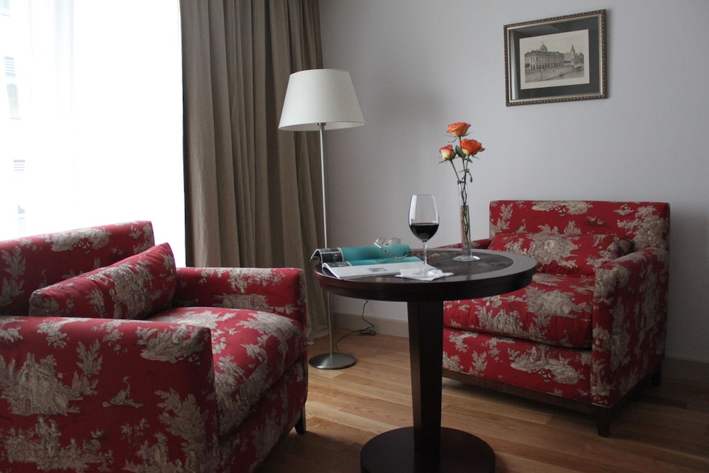 Hotel Club Frances 45/68