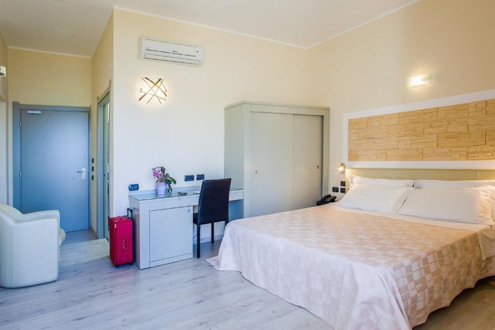 Hotel Ristorante Calamosca 12/45