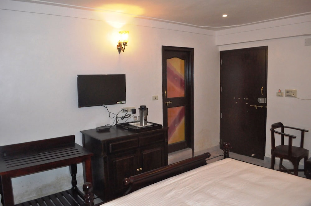 KOTRA HAVELI 39/50