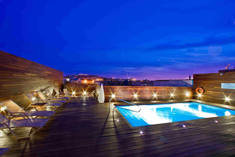 Lleo Hotel 22/40