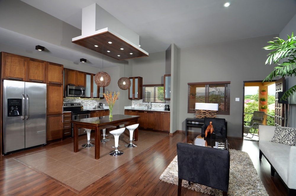 New Kingston Apartment At The Palms 23/29