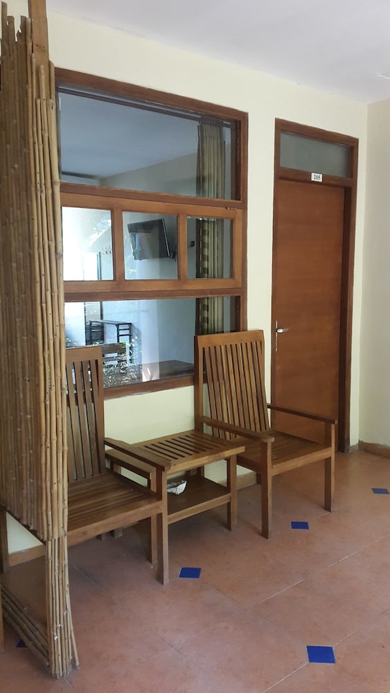 Centro Bajo Hotel 27/50