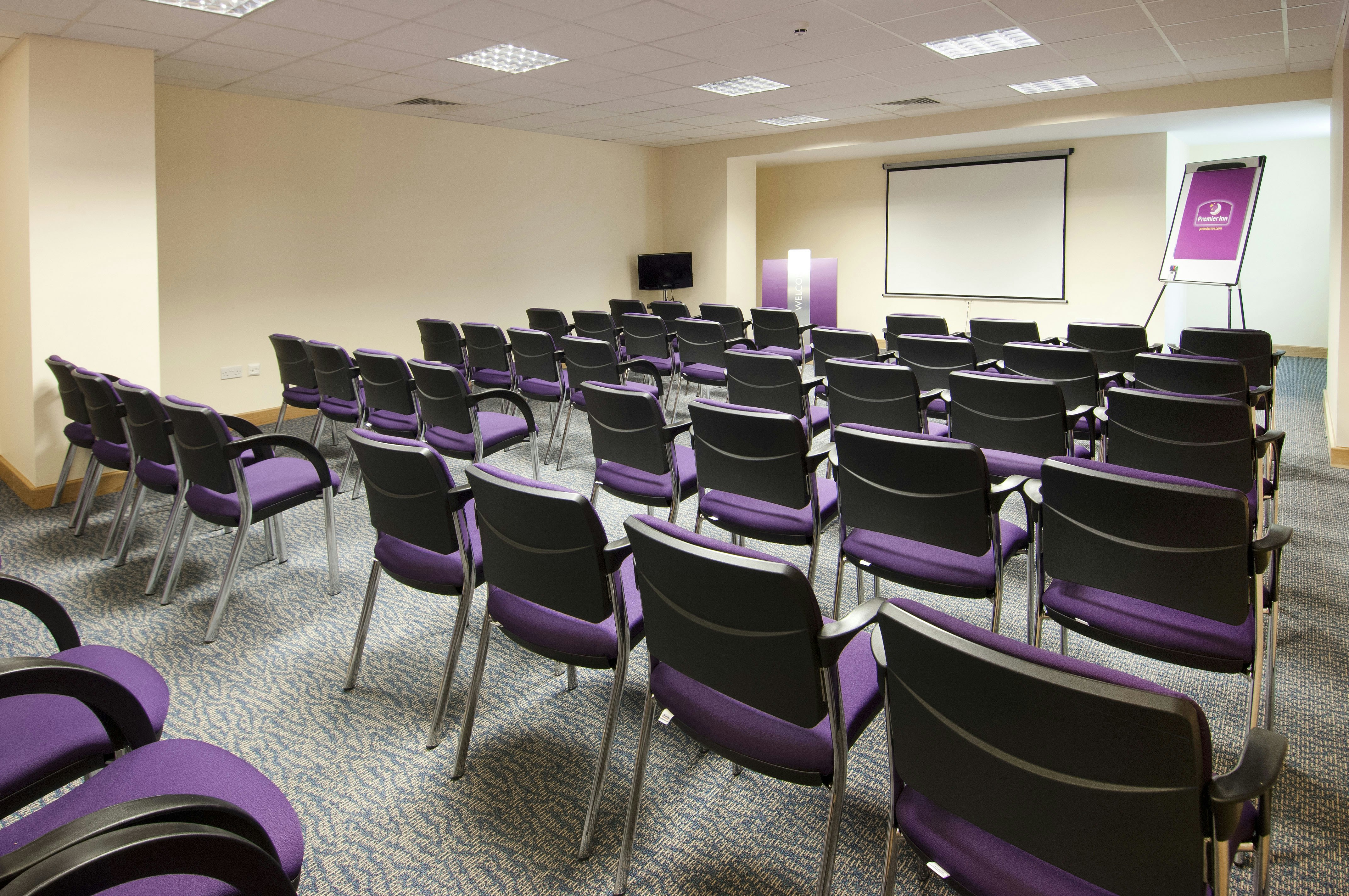 Premier Inn Manchester City Centre Piccadilly 43/51