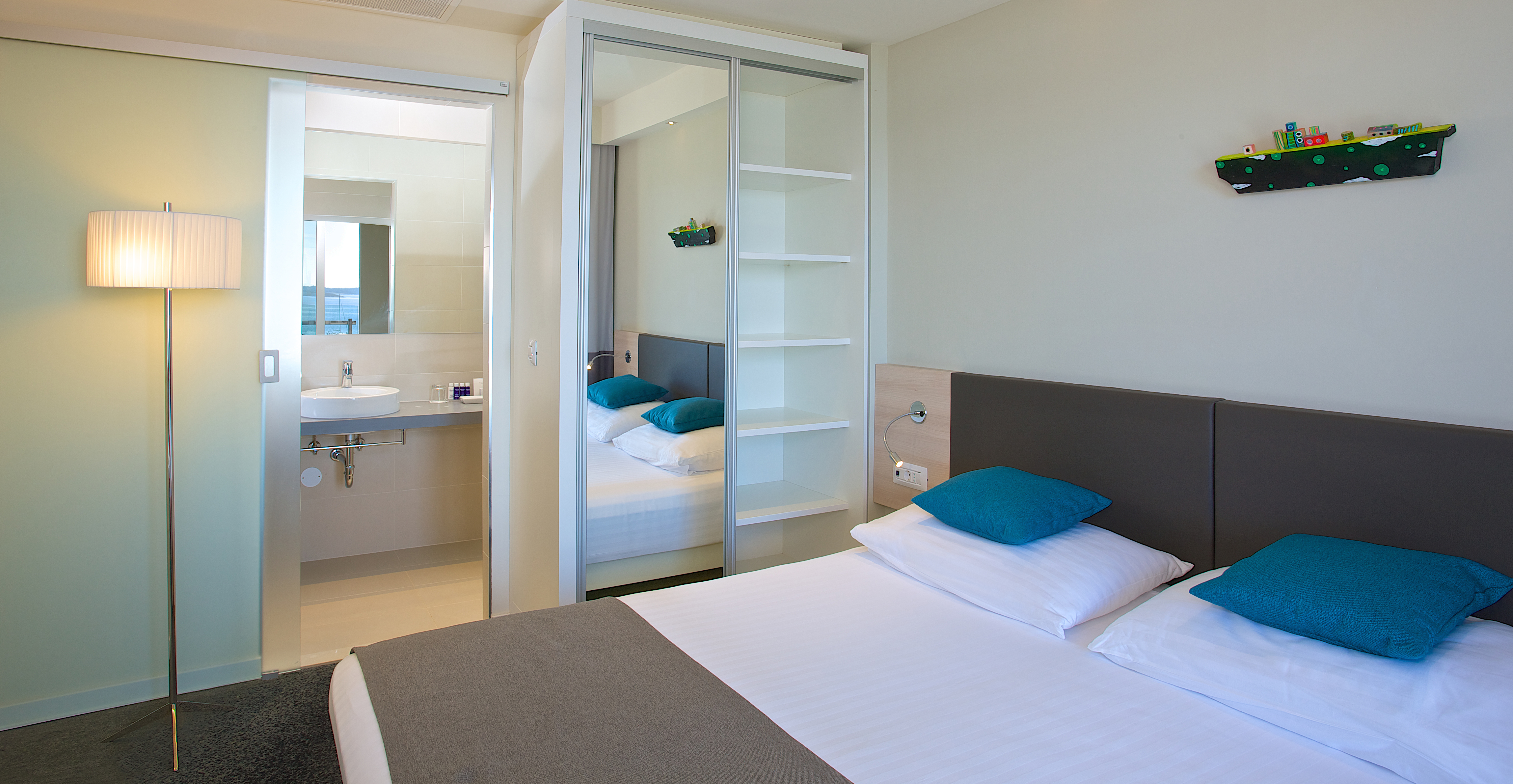 1 Bedroom, Suite, Sea Side