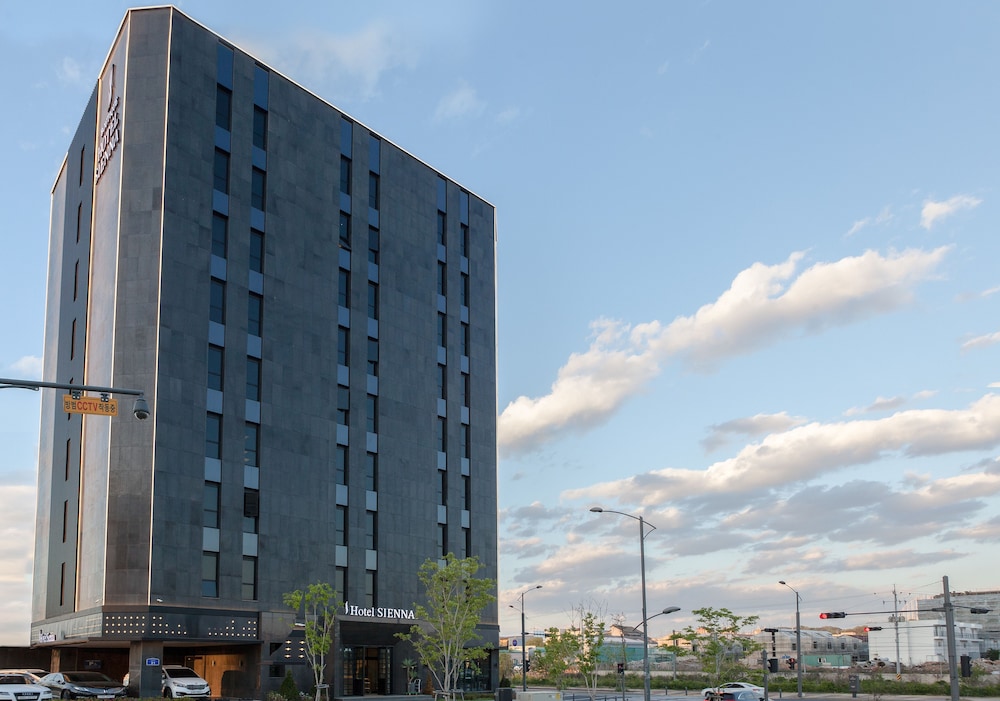 Hotel Sienna 3/44