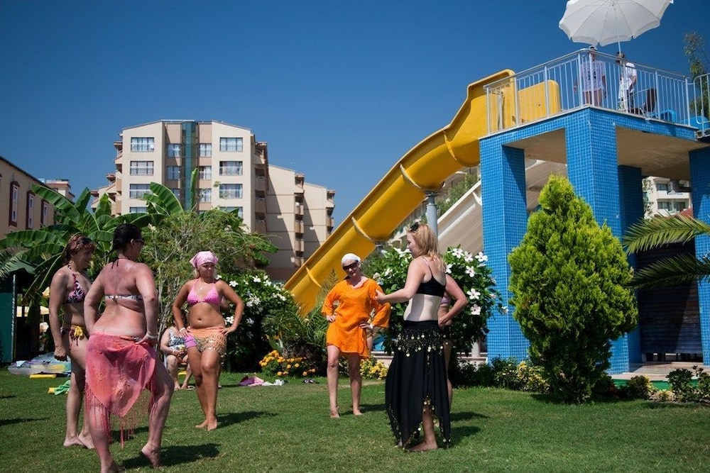 Stella Beach Hotel 7/62
