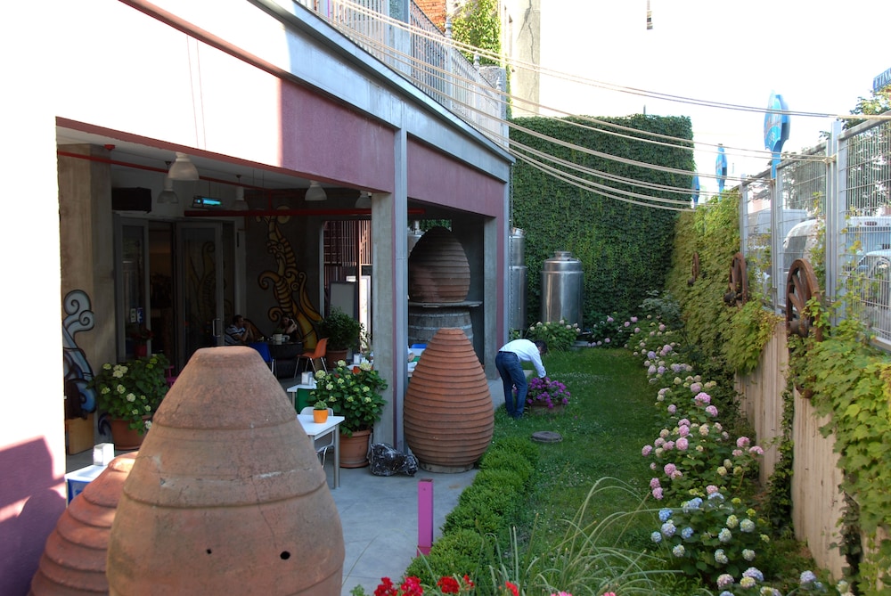 Han Hostel Airport North Hotel 5/75