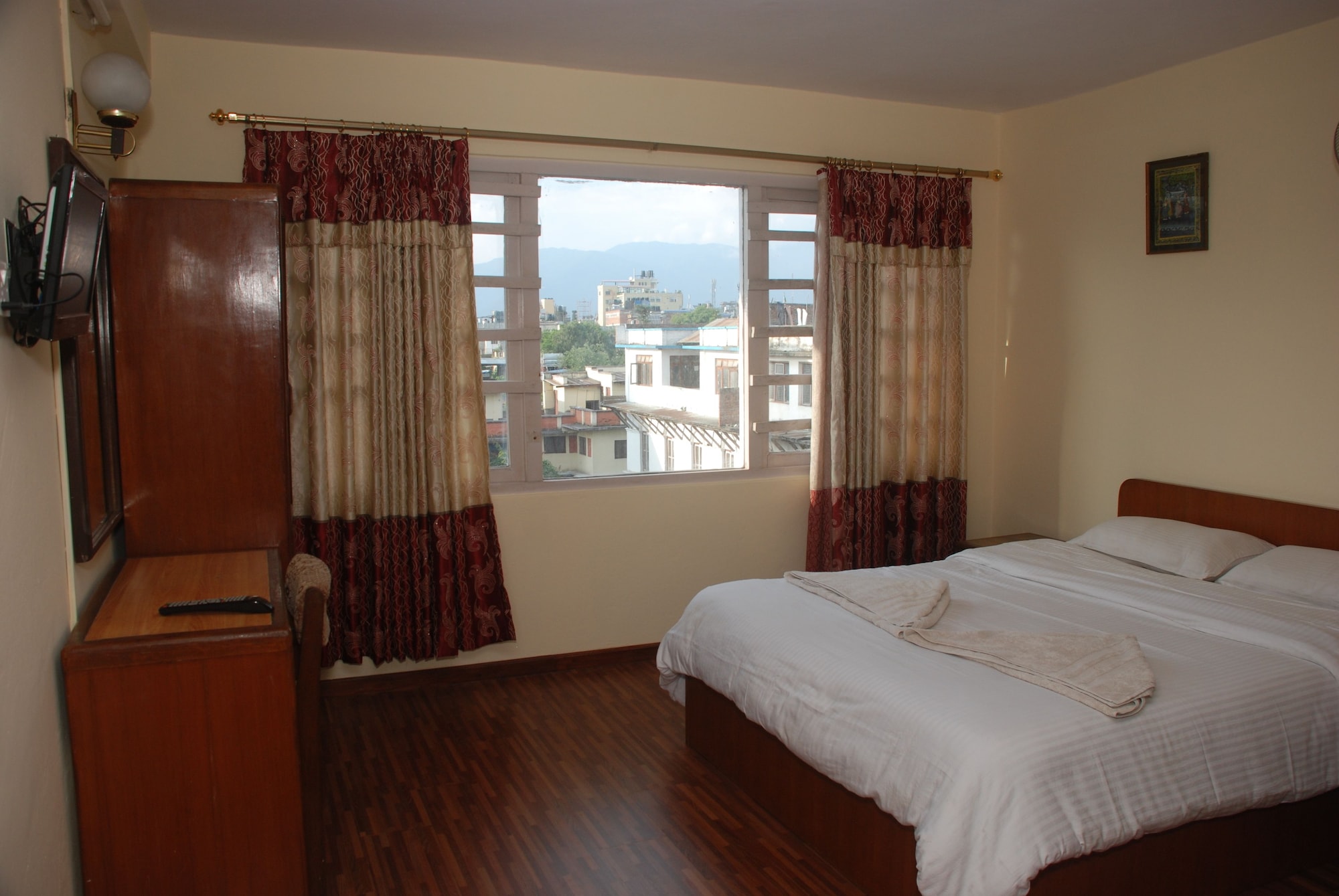 STANDARD, DOUBLE OR TWIN BED