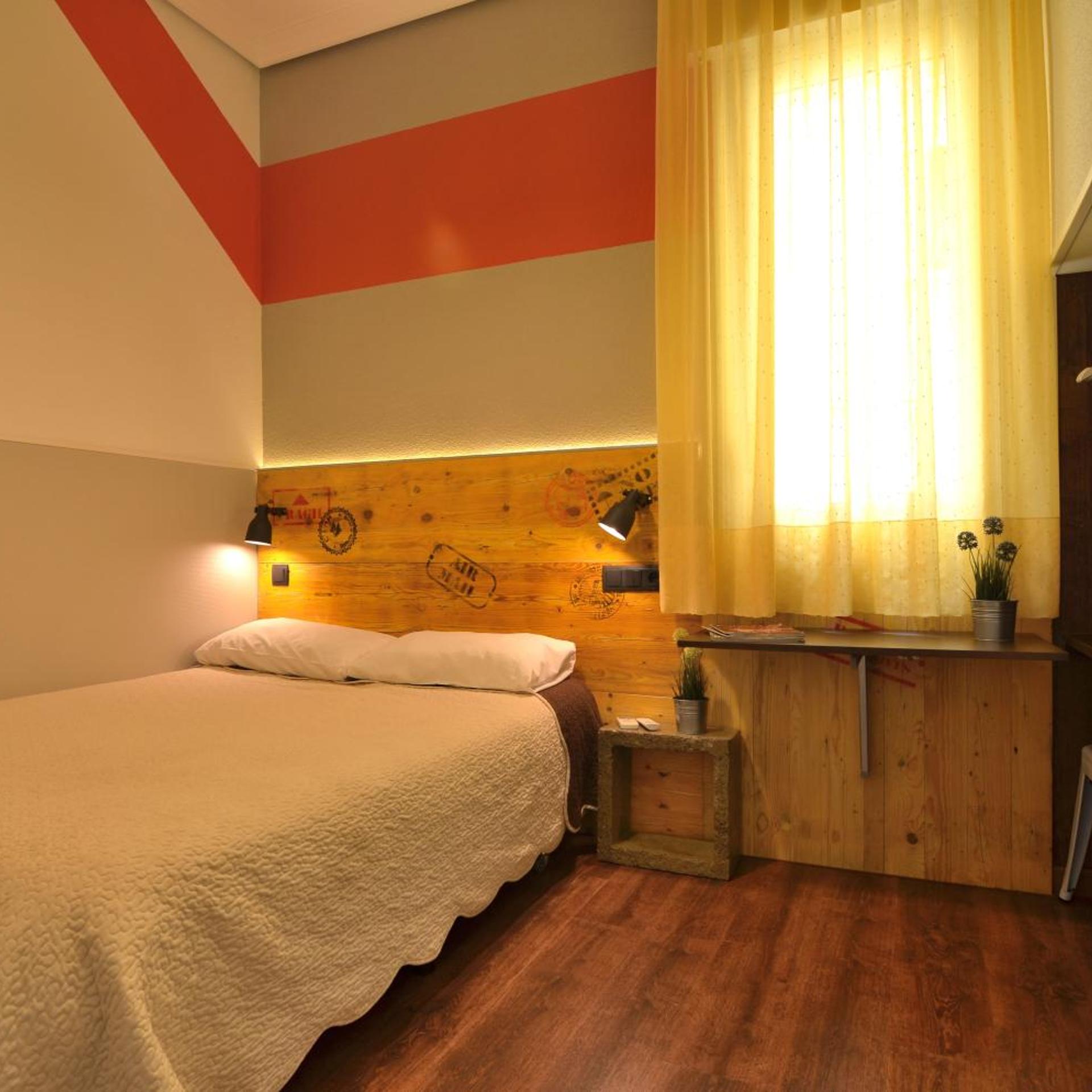 Room, Double Bed