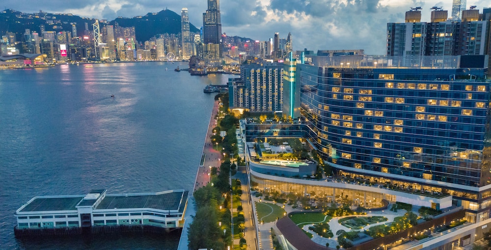 Kerry Hotel Hong Kong 40/43