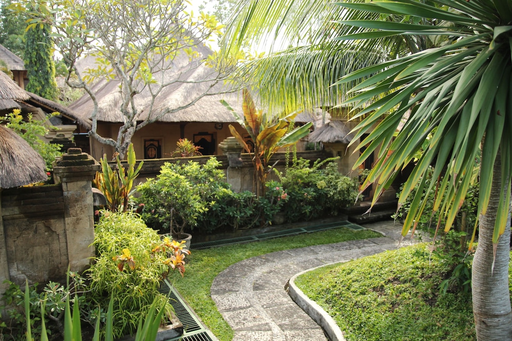 BALI AGUNG VILLAGE 49/60
