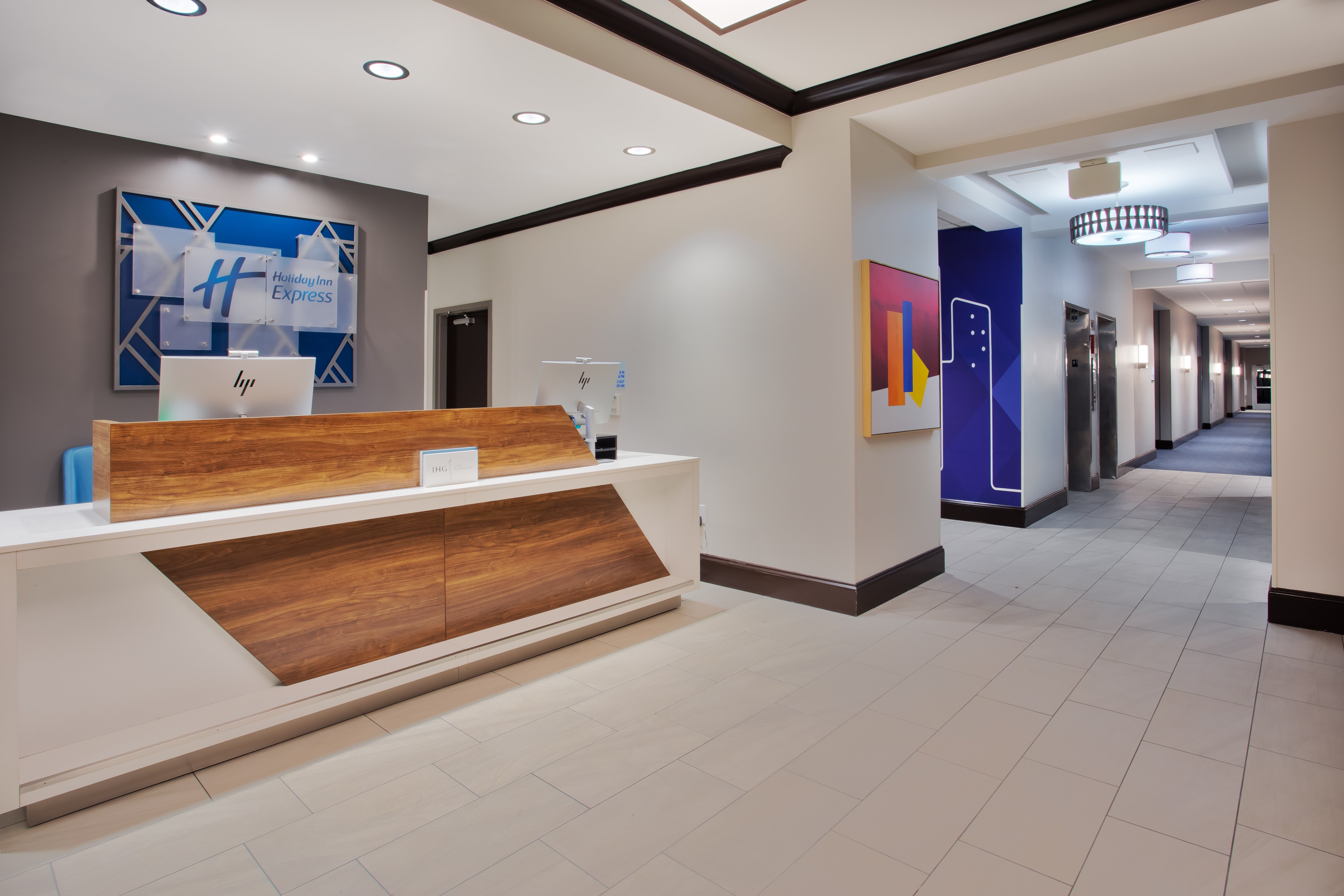Holiday Inn Express Augusta North 12/53